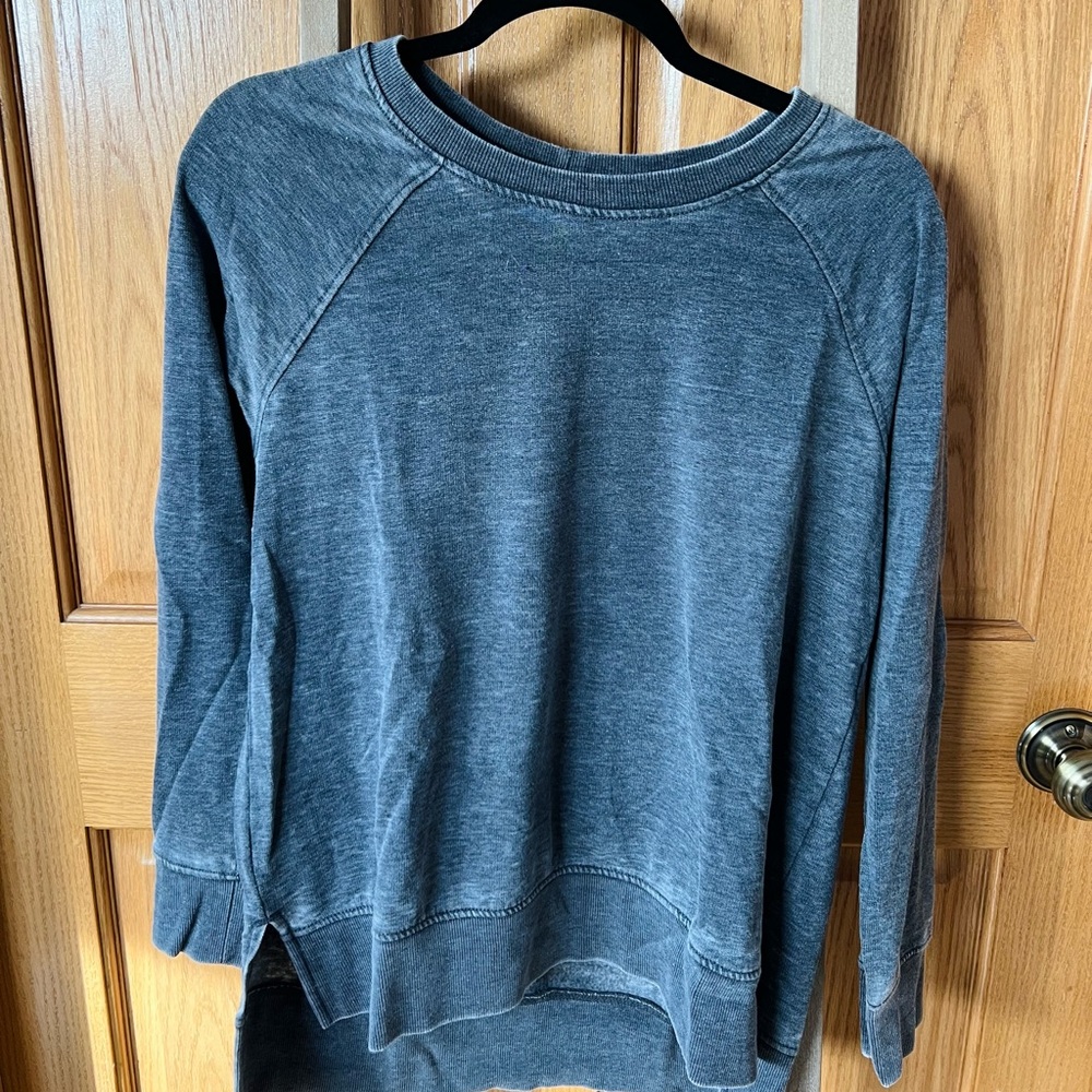Grey rustic (balance collection) crew neck. Size small